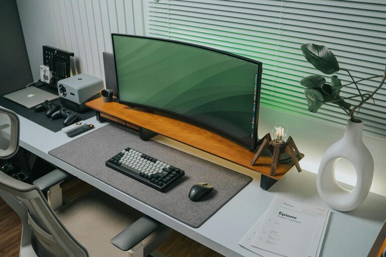 Tips for Creating a Sustainable and Organised Home Workspace