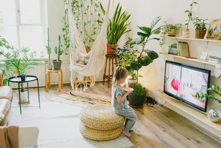 Tips for Creating a Cosy and Inviting Living Room Space